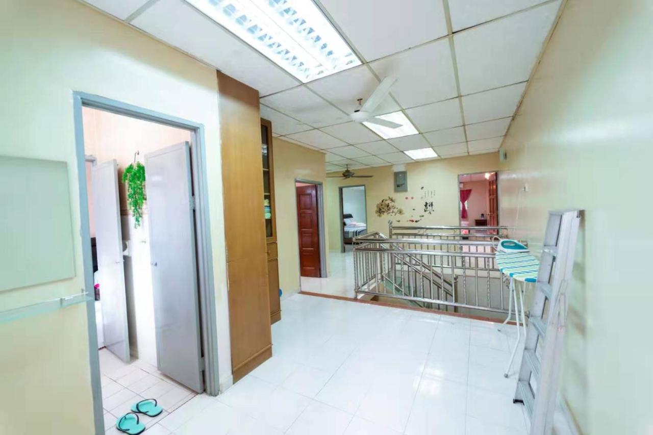 Star Light Homestay Sitiawan Εξωτερικό φωτογραφία