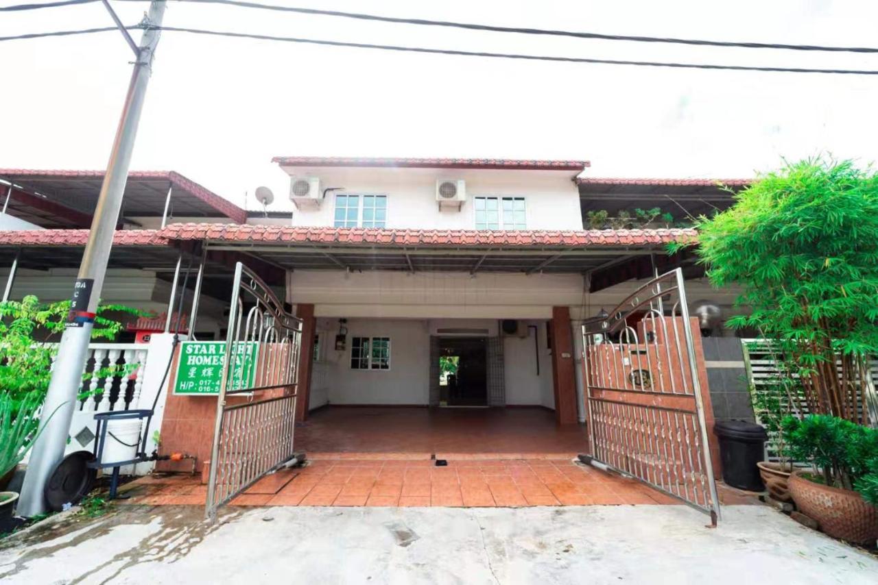 Star Light Homestay Sitiawan Εξωτερικό φωτογραφία